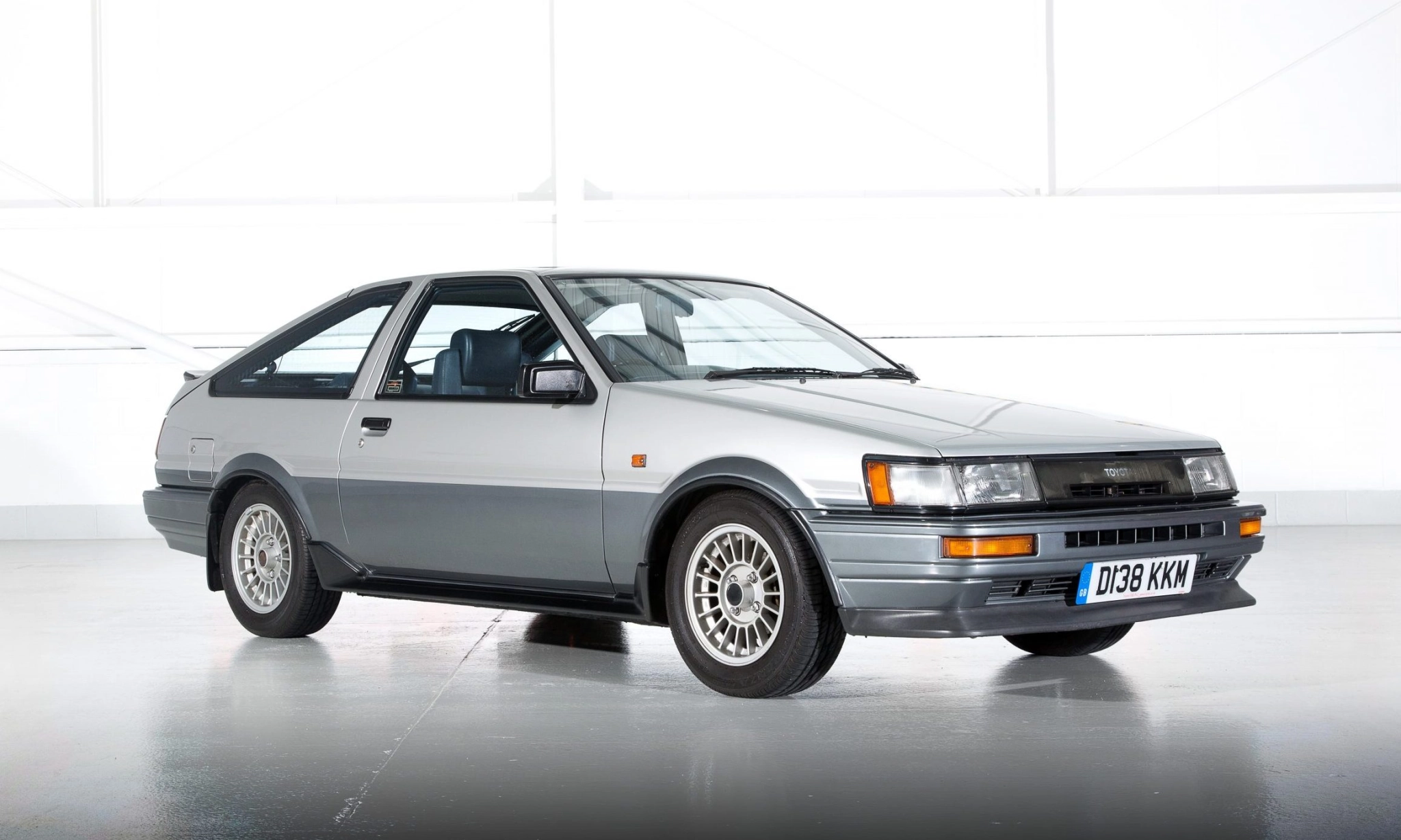 Bila jednom jedna Corolla, Toyota Corolla